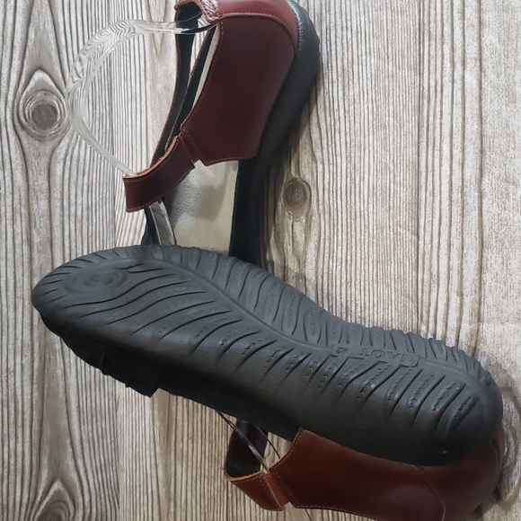 Naot 7 / 38 black and blown open toe Mary Jane flats loafers - Picture 5 of 6